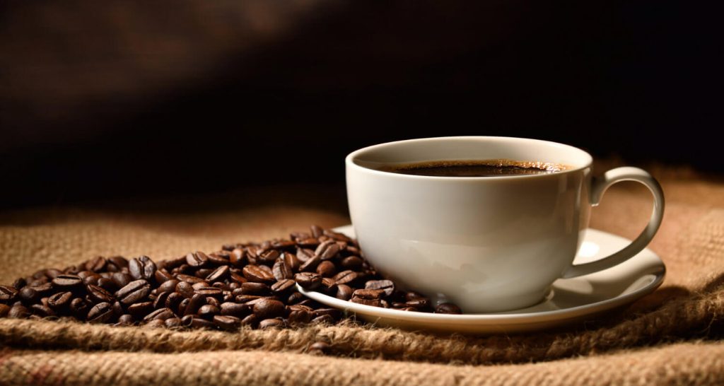 Káva bez kofeinu je jako auto bez benzínu - přirovnání